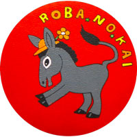 ロバの会　赤い背景の丸いロゴ